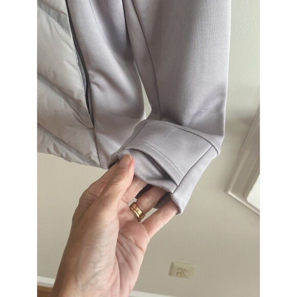 Athleta Inlet Down Puffer Jacket L Purple Lightweight Quilted Hood Outdoor - Picture 12 of 16